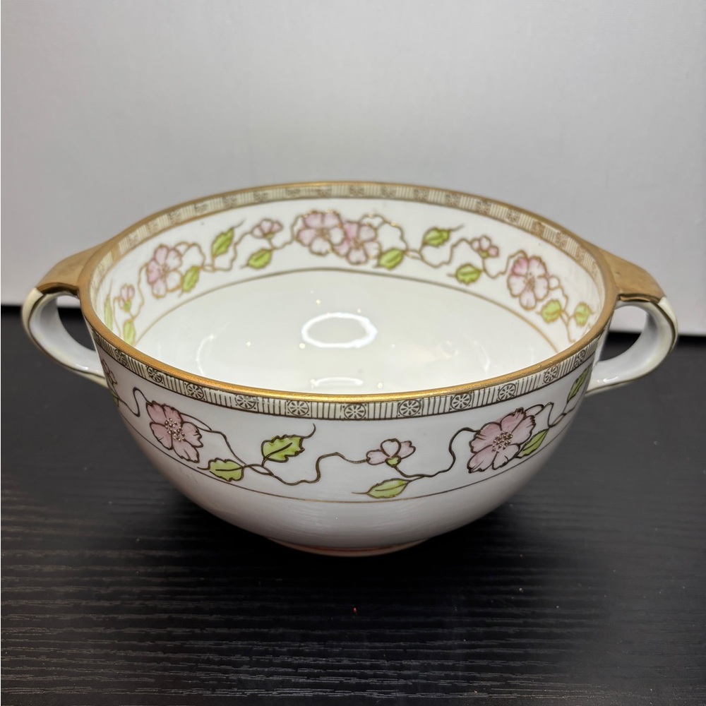 Antique Nippon Porcelain Bowl Dish Gold Trim Handles Moriage Hand Painted 7”